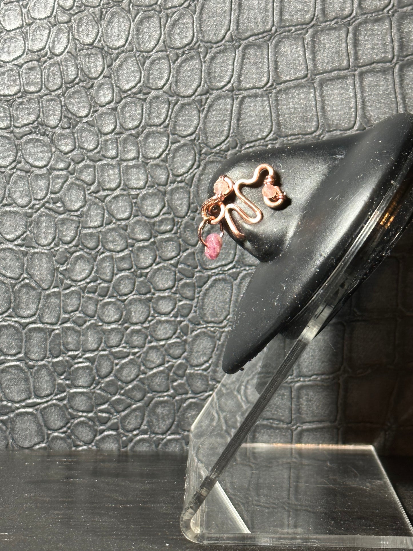 Picasso Dangle Nose Cuff