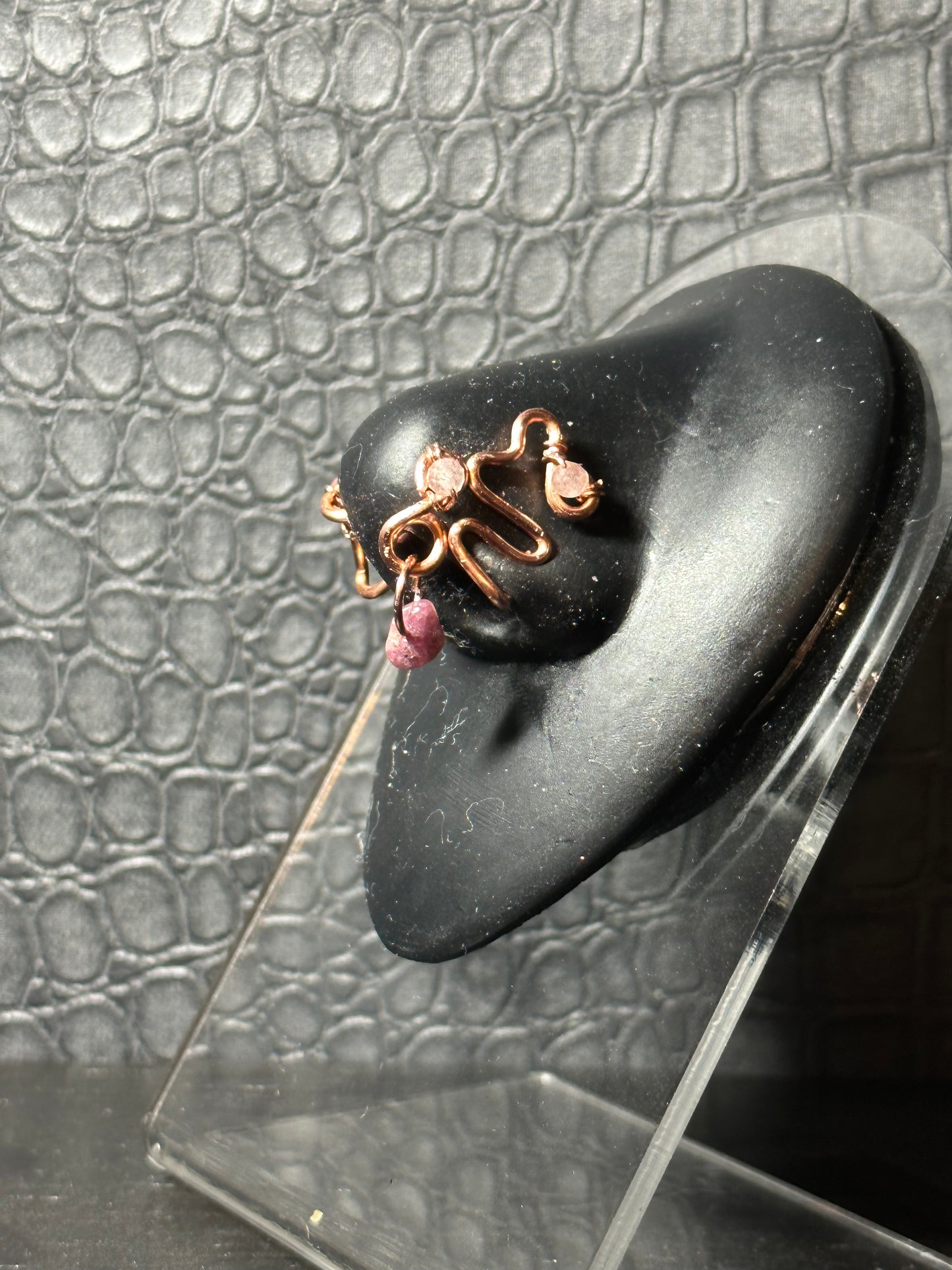 Picasso Dangle Nose Cuff