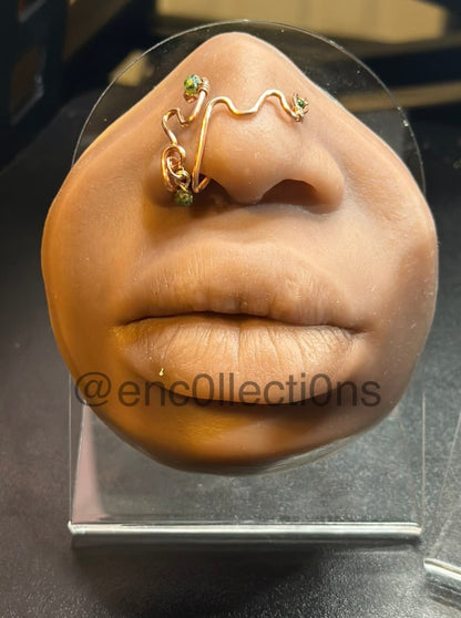 Jianni Abstract Nose Cuff